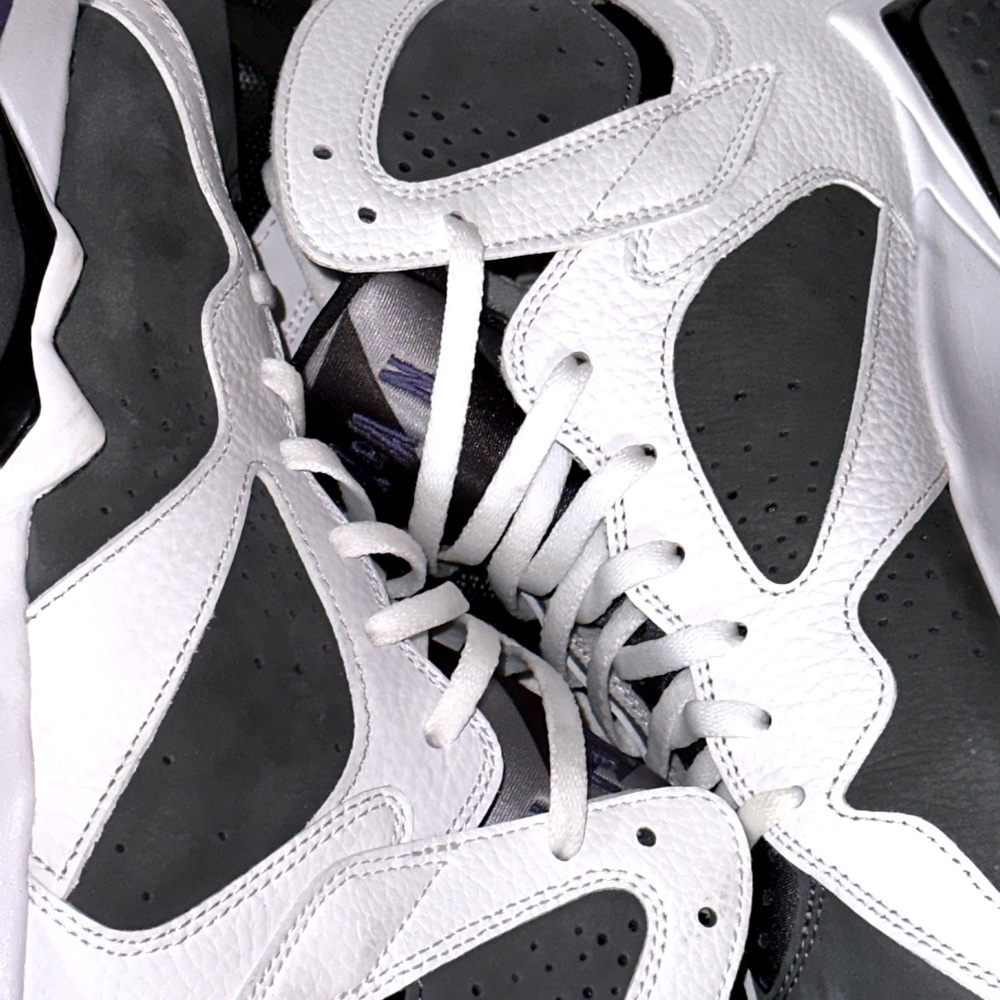 Brand new Jordan’s 7 flint additions